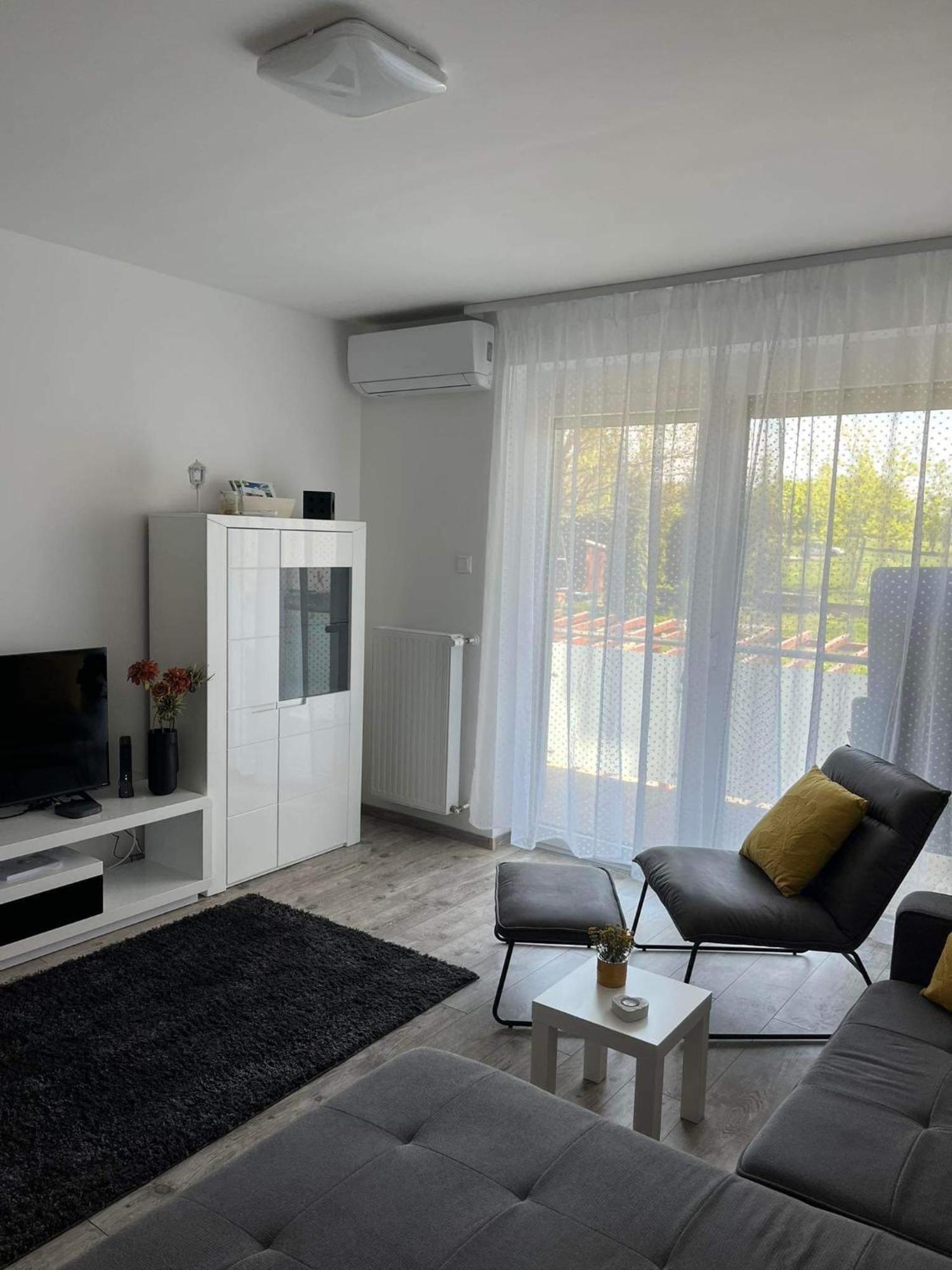 Ada Apartman Sopron Exterior foto